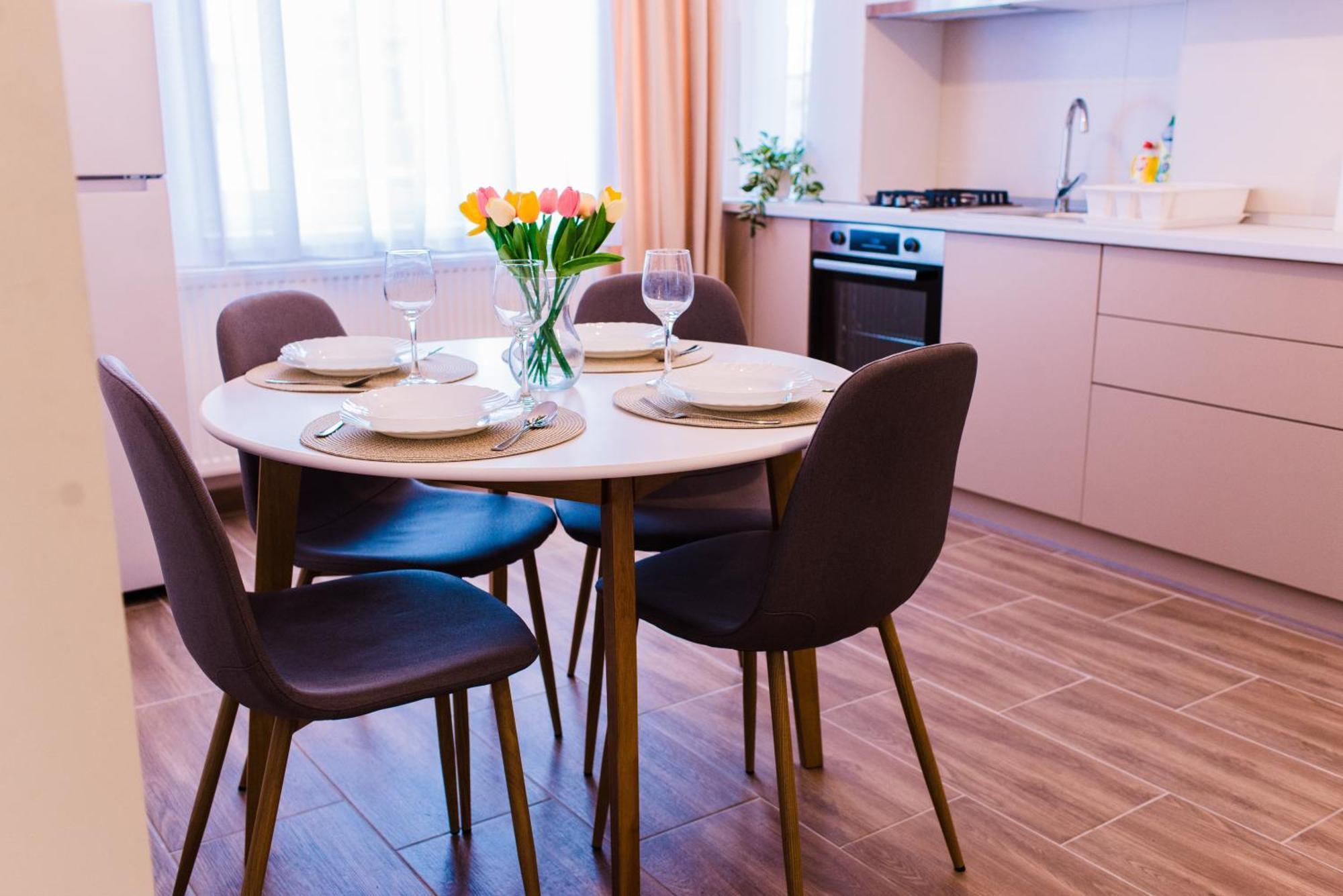 Central White Apartment Satu Mare Bagian luar foto